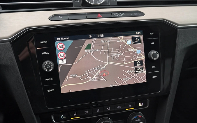 Volkswagen Passat cena 89800 przebieg: 99800, rok produkcji 2019 z Kamień Pomorski małe 742